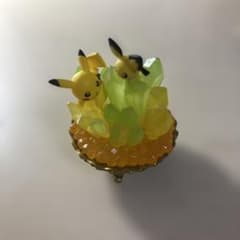 Pokémon ジェムストーン コレクション ピカチュウ ピチュー - メルカリ