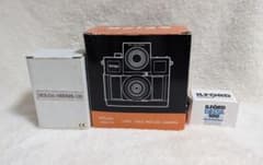 トイカメラ】HOLGA135BC TLR+ストロボセット おまけ付き - メルカリ
