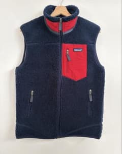patagonia フリースベスト ネイビー/レッド patagonia フリースベスト ネイビー/レッド - メルカリ
