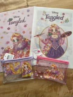 ディズニー ラプンツェル 中川翔子 セリア クリアファイル ポーチ