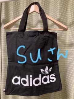 adidas バッグのサムネイル