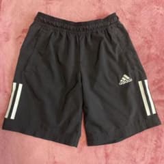 アディダス ハーフパンツ　140  adidas ショートパンツのサムネイル