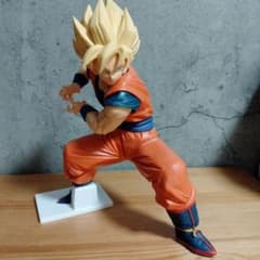 ドラゴンボール 超サイヤ人 孫悟空 フィギュアのサムネイル