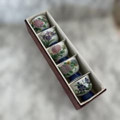 新品未使用　九谷焼　昭和レトロ　花柄 湯呑み 5客セット