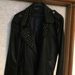ZARA スタッズ ライダースジャケットのサムネイル