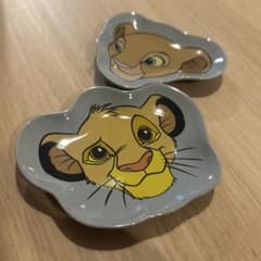 【美品】シンバ　ナラ　小皿　小物入れ　スリーコインズ　陶器　ディズニー　食器