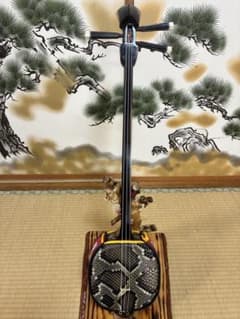 沖縄三線　本島産クルチ(黒木) ユナー！与那城型　本皮一枚張り 沖縄三線 本島産クルチ(黒木) ユナー！与那城型 本皮一枚張り⑧ - メルカリ