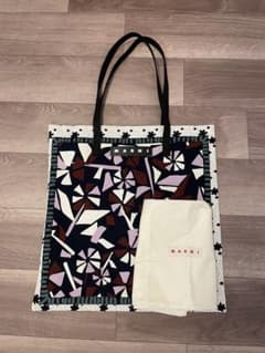 MARNI トート　三越伊勢丹限定　タグなし未使用品のサムネイル