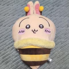 ちいかわ　うさぎ　はち　ぬいぐるみ