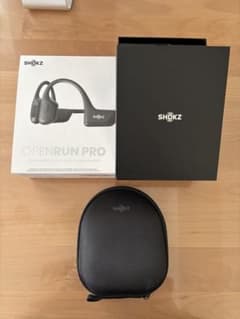 SHOKZ OPENRUN PRO イヤホンケース ブラックのサムネイル