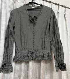 ピンクハウス　ブラウス(スカートとのセット一万円でお譲りします)のサムネイル