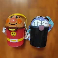 16日までのメルカリ市価格★アンパンマン ばいきんまん ポップコーンケース 2個のサムネイル