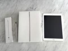 iPad シルバー 本体 (第7世代、32GB)+ Apple Pencil