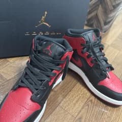 NIKE AIR JORDAN スニーカー レッド ブラックのサムネイル