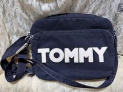 TOMMYトミーヒルフィガー ショルダーバッグ 斜めがけのサムネイル