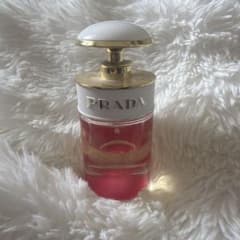 PRADA CANDY KISS オードパルファム 香水のサムネイル