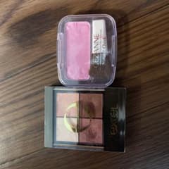 チーク、アイシャドウほぼ未使用品に近いです！のサムネイル