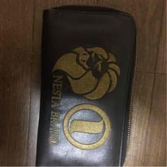 NESTA BRANDの財布のサムネイル