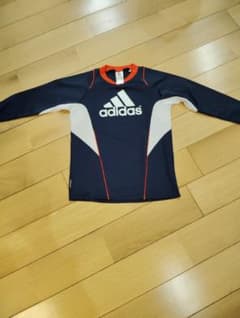 adidas スポーツウェア 長袖 150cmのサムネイル
