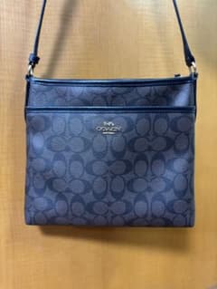 【美品】COACH コーチ シグネチャー ショルダーバッグ 肩掛けダークブラウンのサムネイル