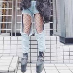 ダメージジーンズ アメカジ系のサムネイル