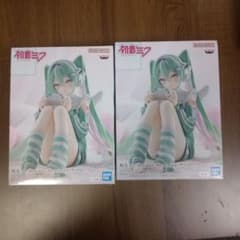 初音ミク フィギュアHoliday Memories-ゲーム-　2個のサムネイル