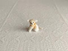 vintage figure ୨୧ クリーム & ベージュの ワンちゃん - メルカリ