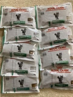 ロイヤルカナン満腹感サポート猫用 30g×9袋のサムネイル