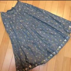 カネコイサオ 美品 スカートのサムネイル