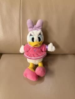 デイジーダック ぬいぐるみバッジのサムネイル