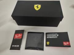 Ray-Ban Scuderia Ferrari メガネ拭きのサムネイル