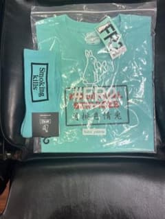 本日限り11,111→8,990値下げ fr2 tシャツ 靴下セットのサムネイル