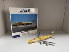 全日空商事 1/500 ANA B747-400 ピカチュウジャンボ - メルカリ