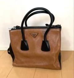お値下げ中！希少！PRADAグレースカーフ2WAYバッグ - メルカリ