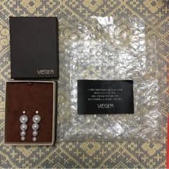 しふぉん様 専用    VIEGER   パールグラデーションピアスのサムネイル