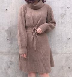 オフタートルレースアップニットワンピースのサムネイル