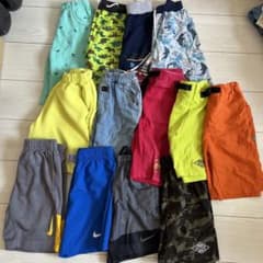 130㎝　Tシャツ　ハーフパンツ　男の子　NIKEのサムネイル