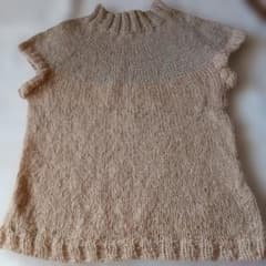 ハンドメイド ベージュ ニットハイネックベストのサムネイル