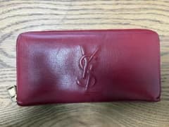 Yves Saint Laurent 長財布 レッド ロゴレザー 箱付き 美品のサムネイル