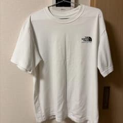 ノースフェイス　白tシャツのサムネイル