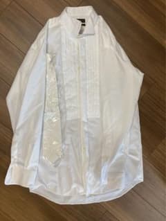 結婚式用ワイシャツとネクタイのサムネイル