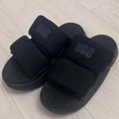 UGG サンダル ブラック 25cm - メルカリ