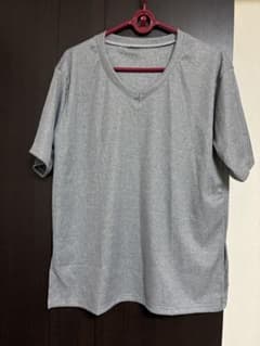 グレー Vネック 半袖Tシャツ　ラメ入りのサムネイル