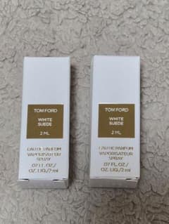 ​【新品】トムフォード ホワイトスエード 2ml ×2本セット 香水 サンプルのサムネイル