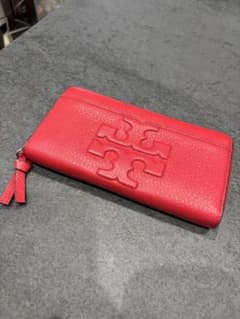 値段交渉OK！✨超美品✨TORY BURCH 長財布 レッドのサムネイル
