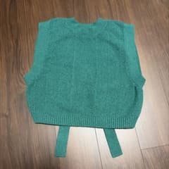 ダブルクローゼット美品⭐︎ヘリンボンバックオープンニットベスト グリーン ビスチェ