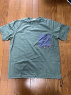 オリーブグリーン コットン Tシャツ ネイビーポケットのサムネイル