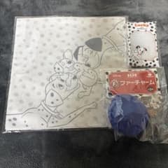 101匹わんちゃんhappyくじＥ賞スカーフF賞ファーチャーム J賞マルチケースのサムネイル