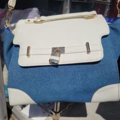 CECIL McBEE　デニム ホワイト ショルダーバッグのサムネイル