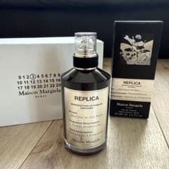 ワンプッシュのみ使用メゾンマルジェラレプリカ ダンシングオンザ ムーン100ml 廃盤・1プッシュのみ】マルジェラ レプリカ ダンシングオンザムーン